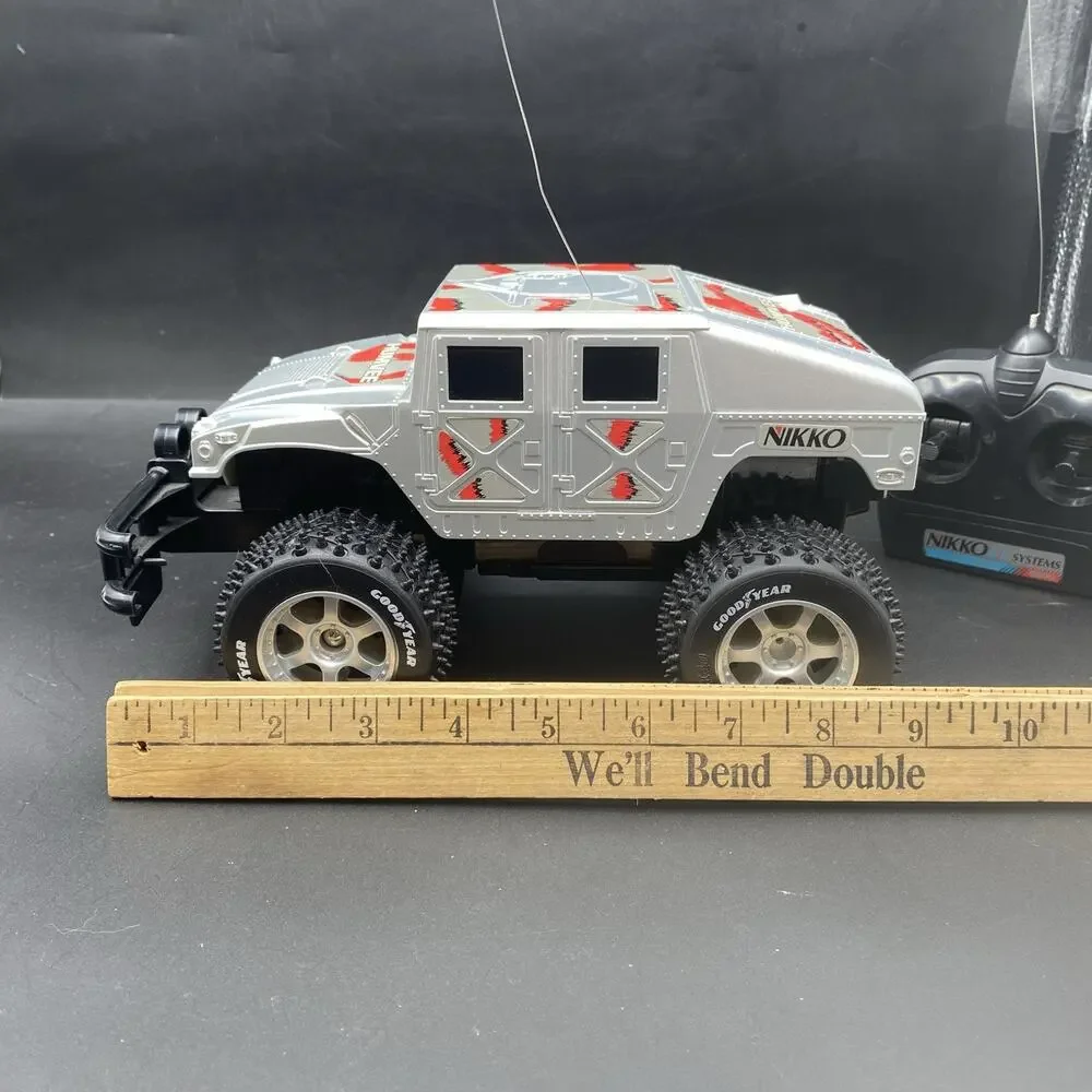 NIKKO Hummer RC Truck with Remote UNTESTED READ